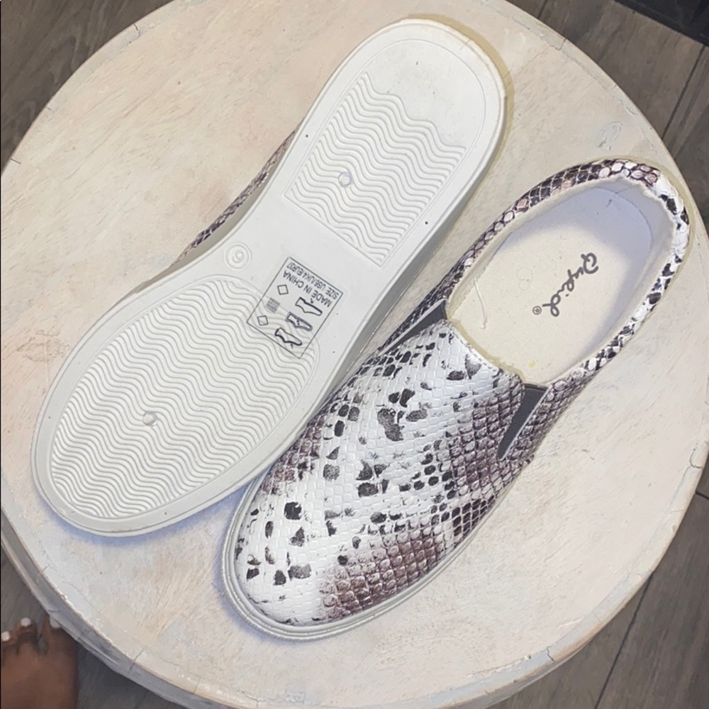 Python Platform Sneakers - Picture 3 of 4